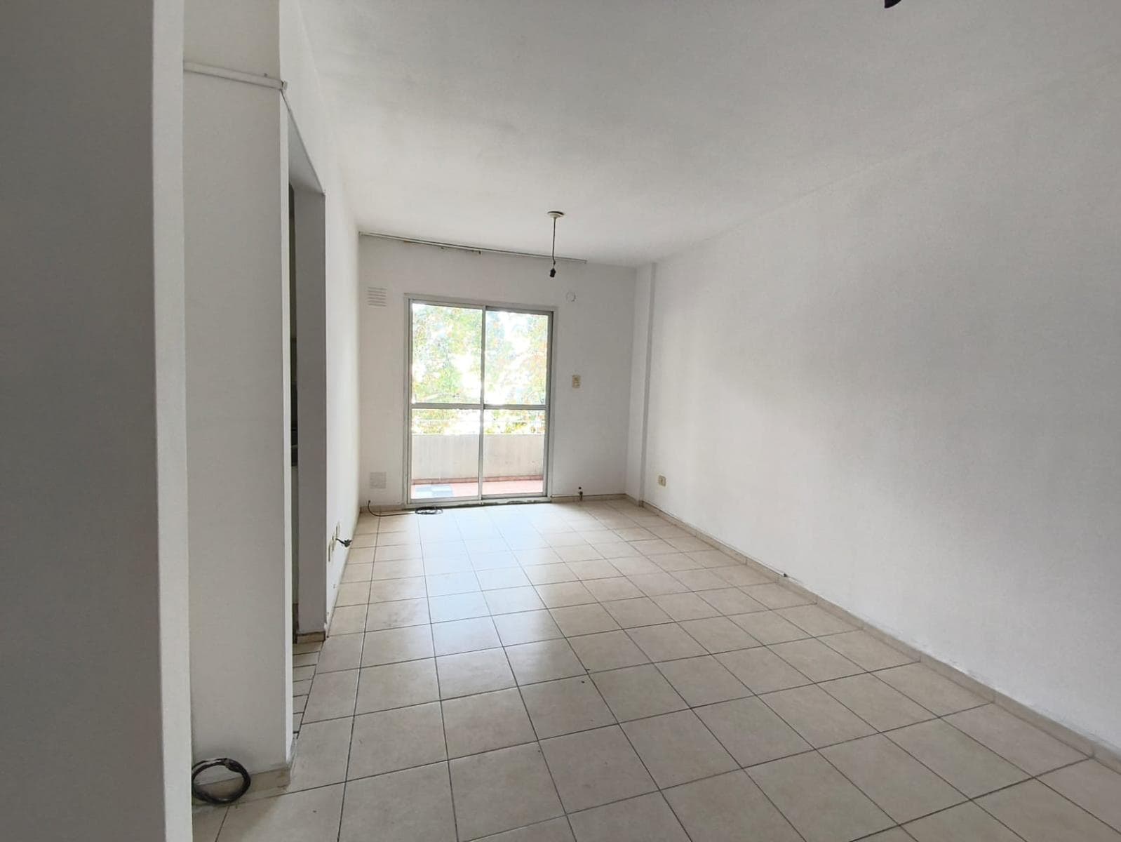 Departamento 2 Dormitorios al Frente con Balcón, Baño y Toilette de recepción - Lourdes