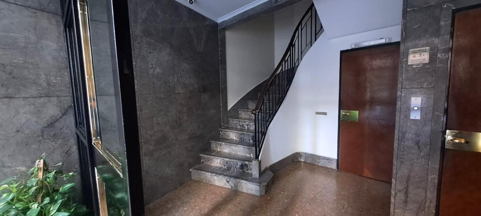For Sale: 3-Room Apartment with Balcony in San Telmo