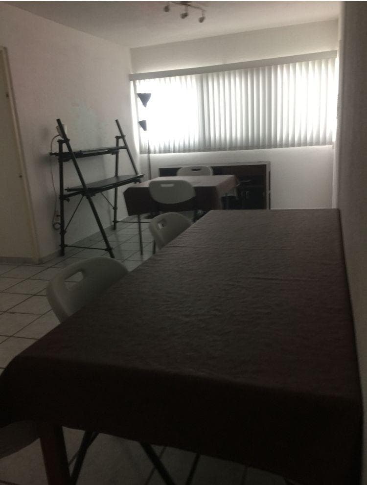 Departamento Amueblado con 3 Recámaras en Primer piso