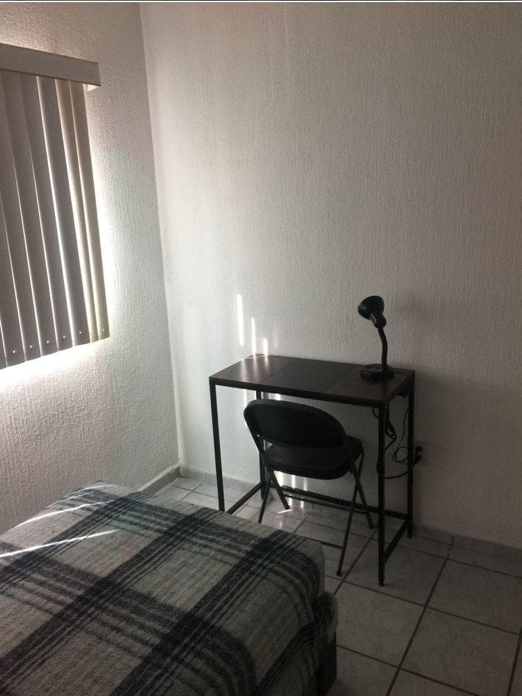 Departamento Amueblado con 3 Recámaras en Primer piso