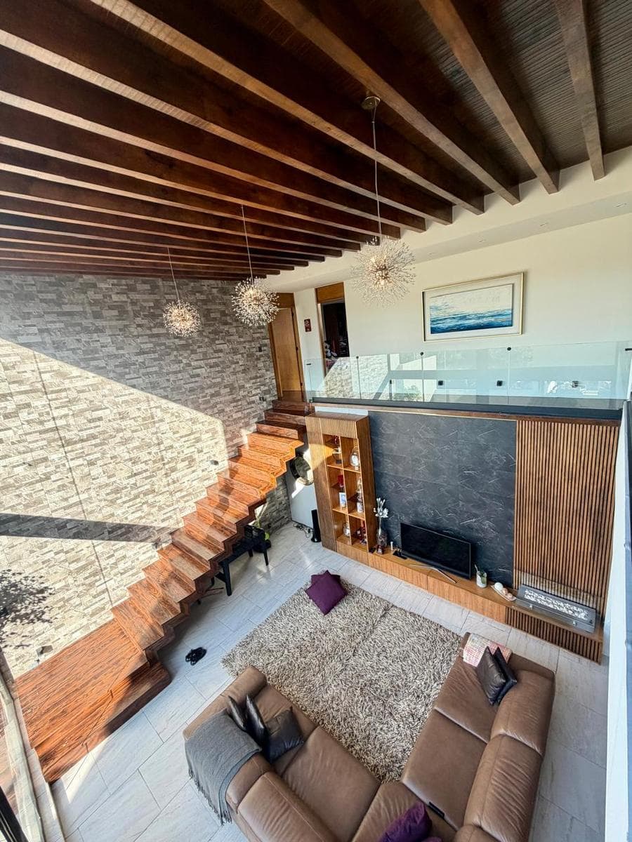 Casa en Lomas de Tecamachalco