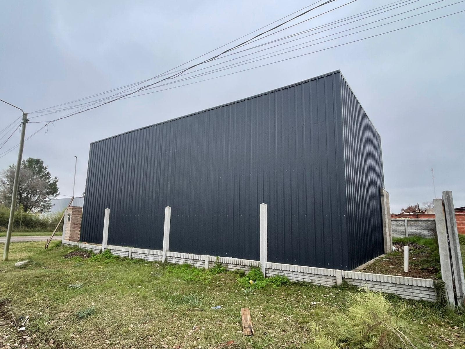 Warehouse in Roldán