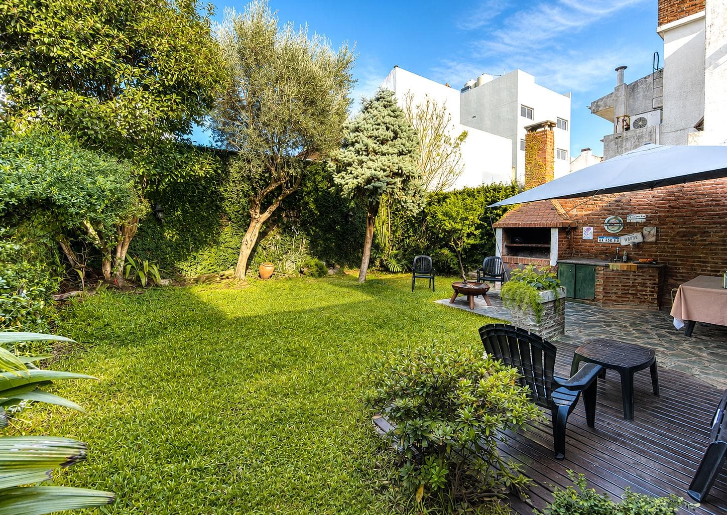 5-ROOM HOUSE FOR SALE on 2 FLOORS - GARDEN and GARAGE - Monte Castro