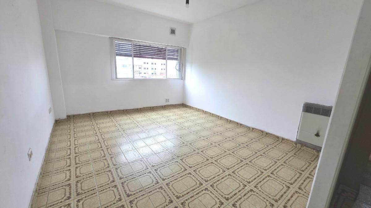 Yerbal 3166 - 3º piso: al frente 3amb. con vista abierta.