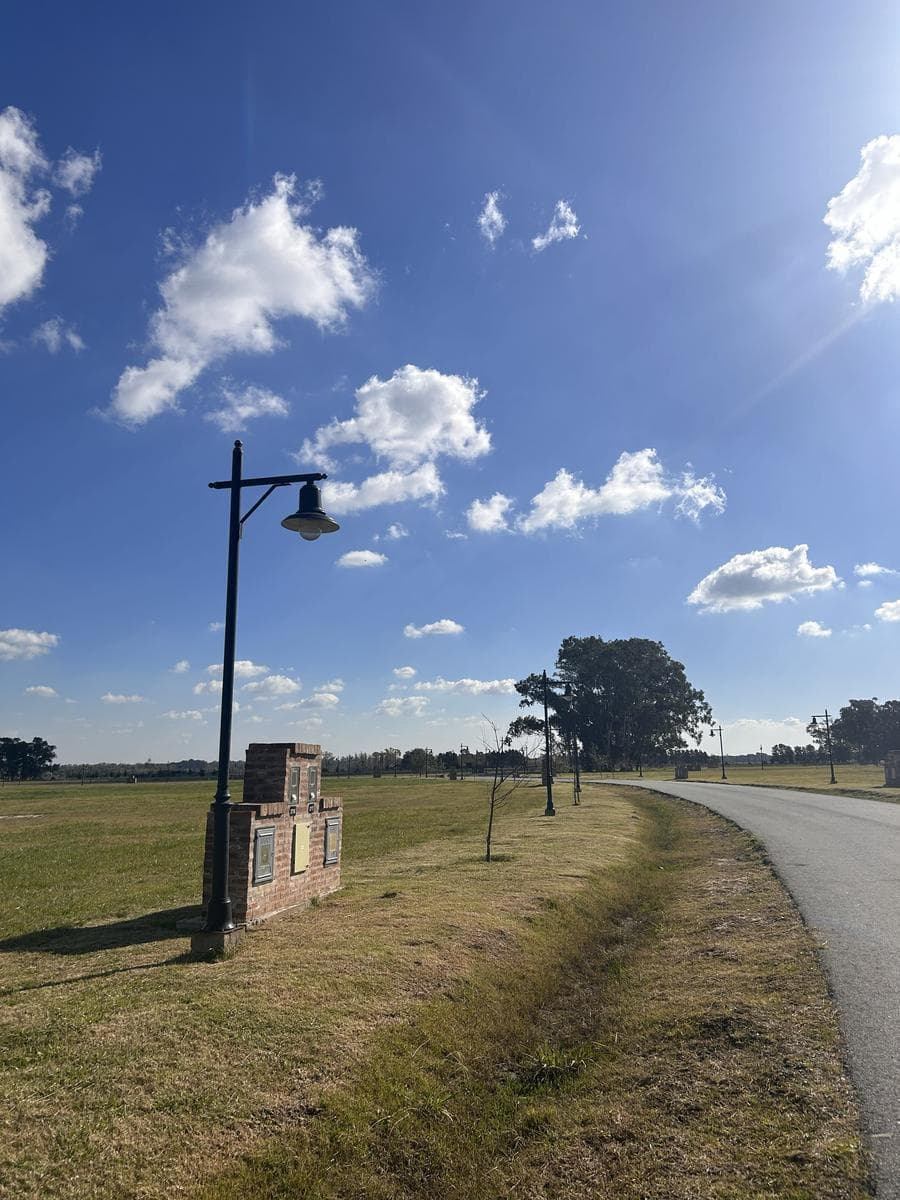 FOR SALE: INNER LOT AT HARAS DEL SUR WITH FULL AMENITIES