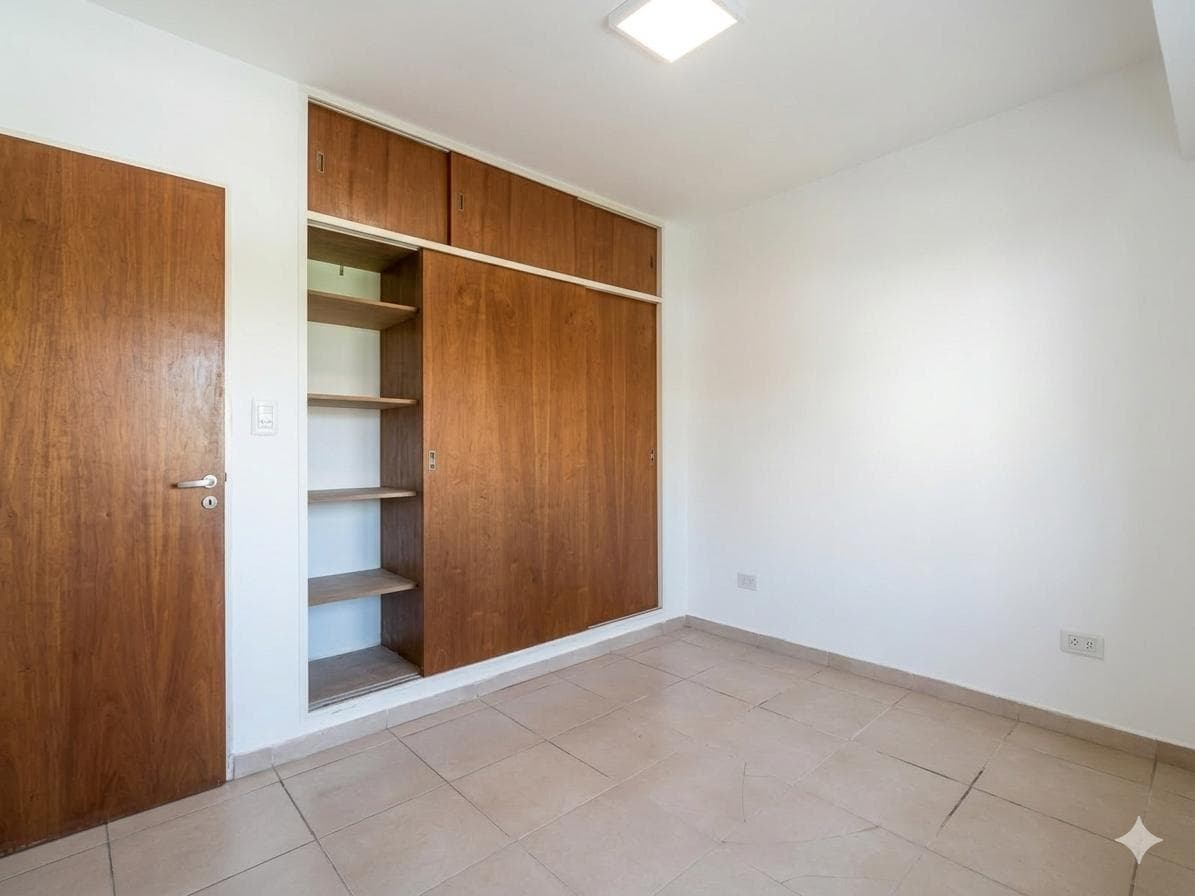 2-Bedroom Apartment with a Front-Facing Balcony - 1º de Mayo and Ocampo | Excellent Location