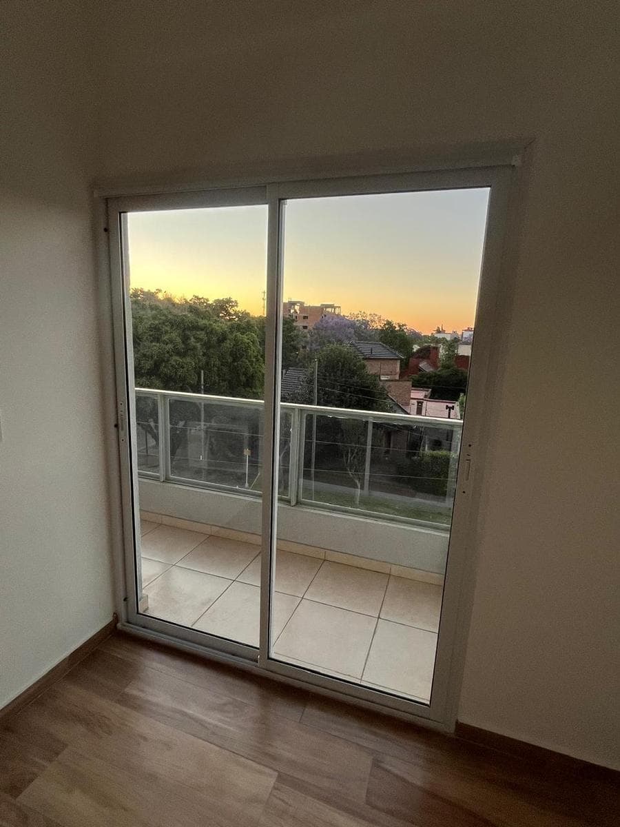 For Sale, Apartment, 2 Rooms, Laundry Room, Garage, Balcony, Downtown Moreno