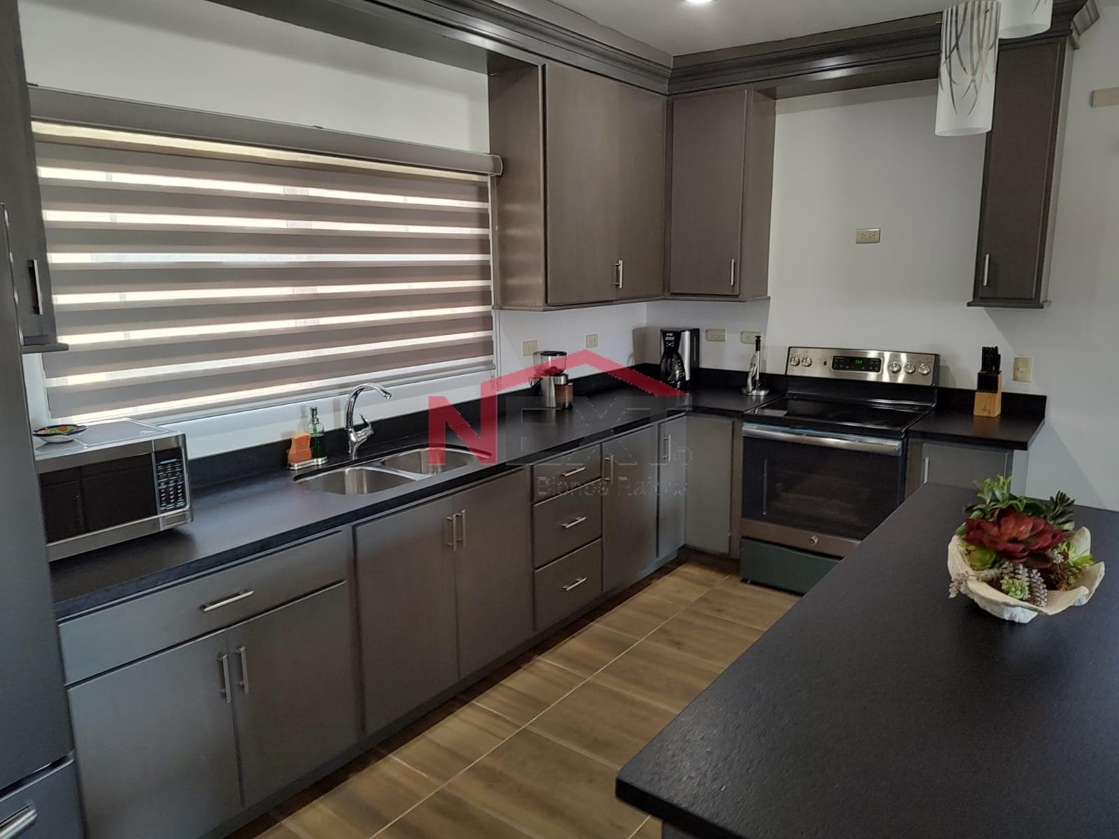 HOUSE FOR SALE IN KINO BAY ESTATES