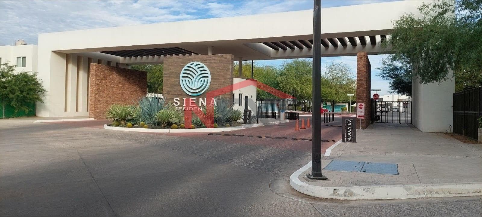 HOUSE FOR SALE IN SIENA RESIDENCIAL