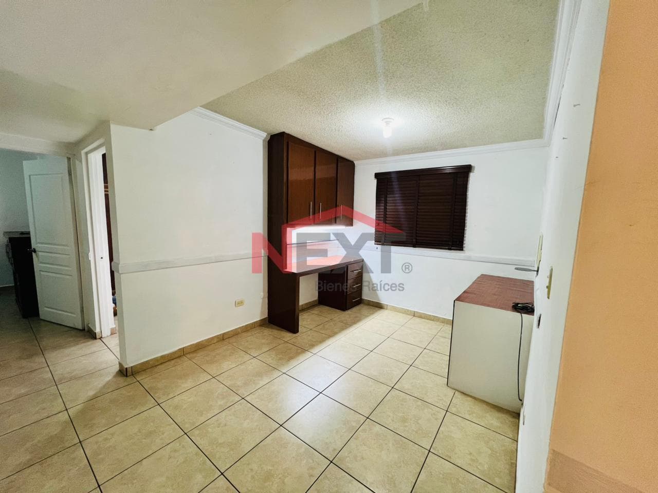HOUSE FOR SALE IN COL. NACAMERI