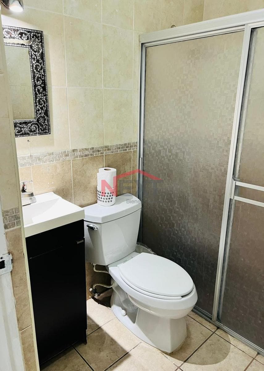 HOUSE FOR SALE IN COL. NACAMERI