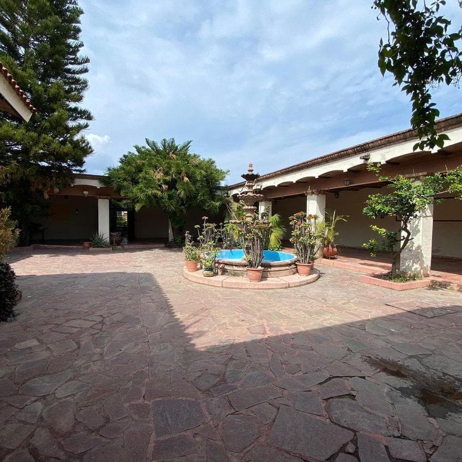 House - Ranch for Sale in Downtown Tequila, Jalisco