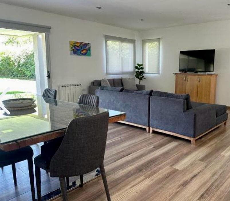 5-ROOM HOUSE FOR SALE IN THE LOS NARANJOS NEIGHBORHOOD, CANNING