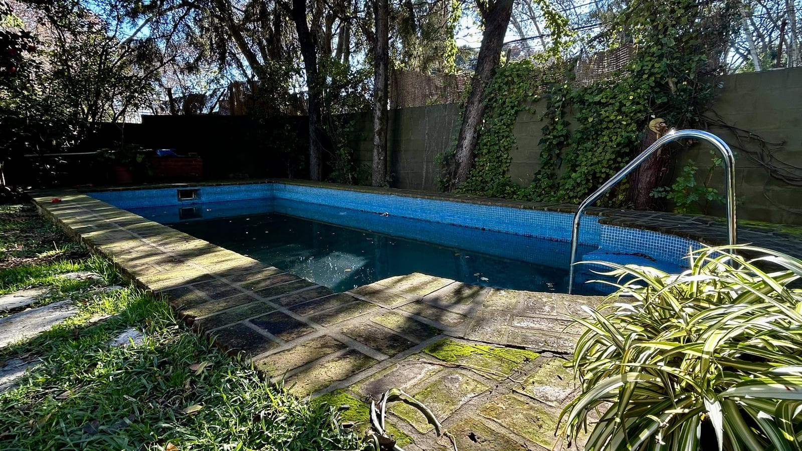 House for Sale in Beccar, Near Libertador
