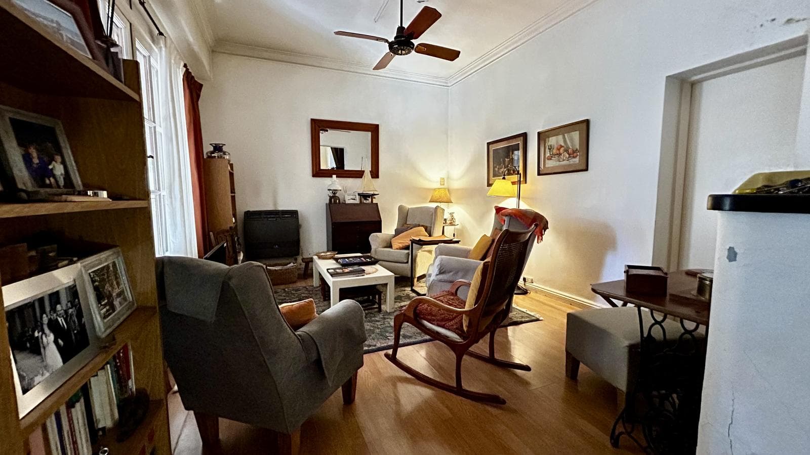 House for Sale in Beccar, Near Libertador