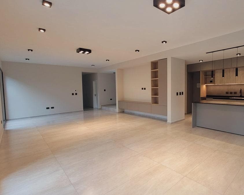 House for sale in El Terron - 296 m² - 1,124 m² lot