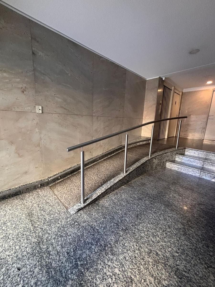 LAS HERAS 2900 - GREAT OPPORTUNITY – HOUSE/COMMERCIAL APARTMENT – FULLY EQUIPPED KITCHEN AND BATHROOM –