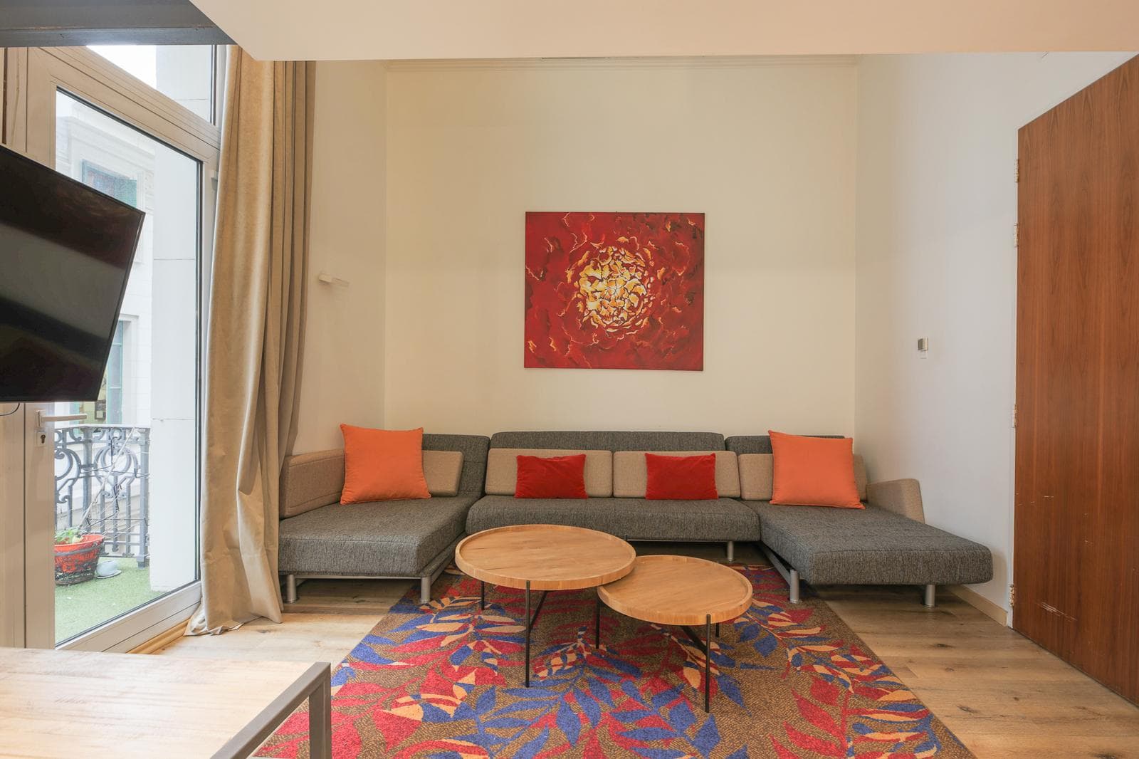 Apartment in Montserrat