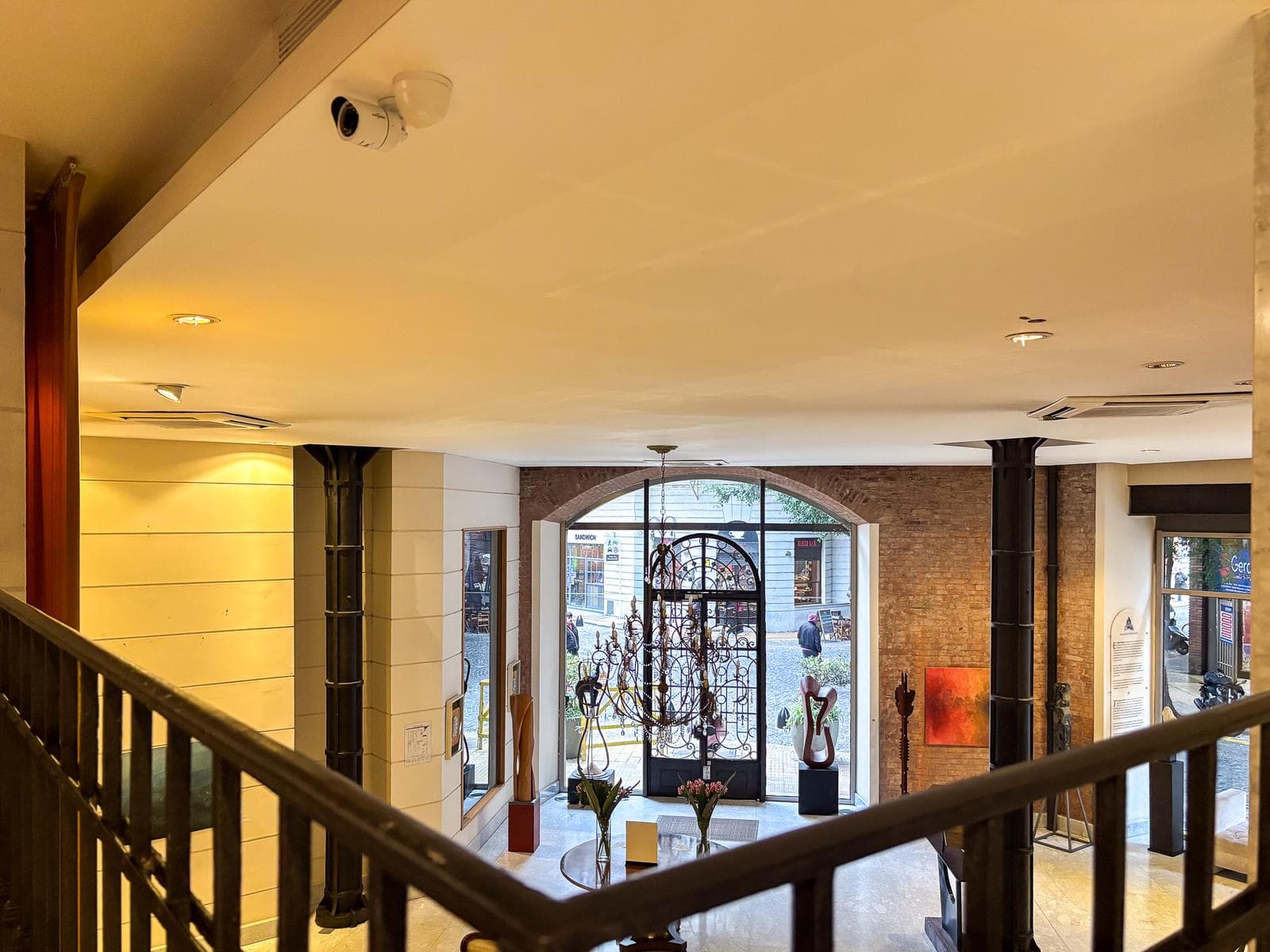 Apartment in Montserrat