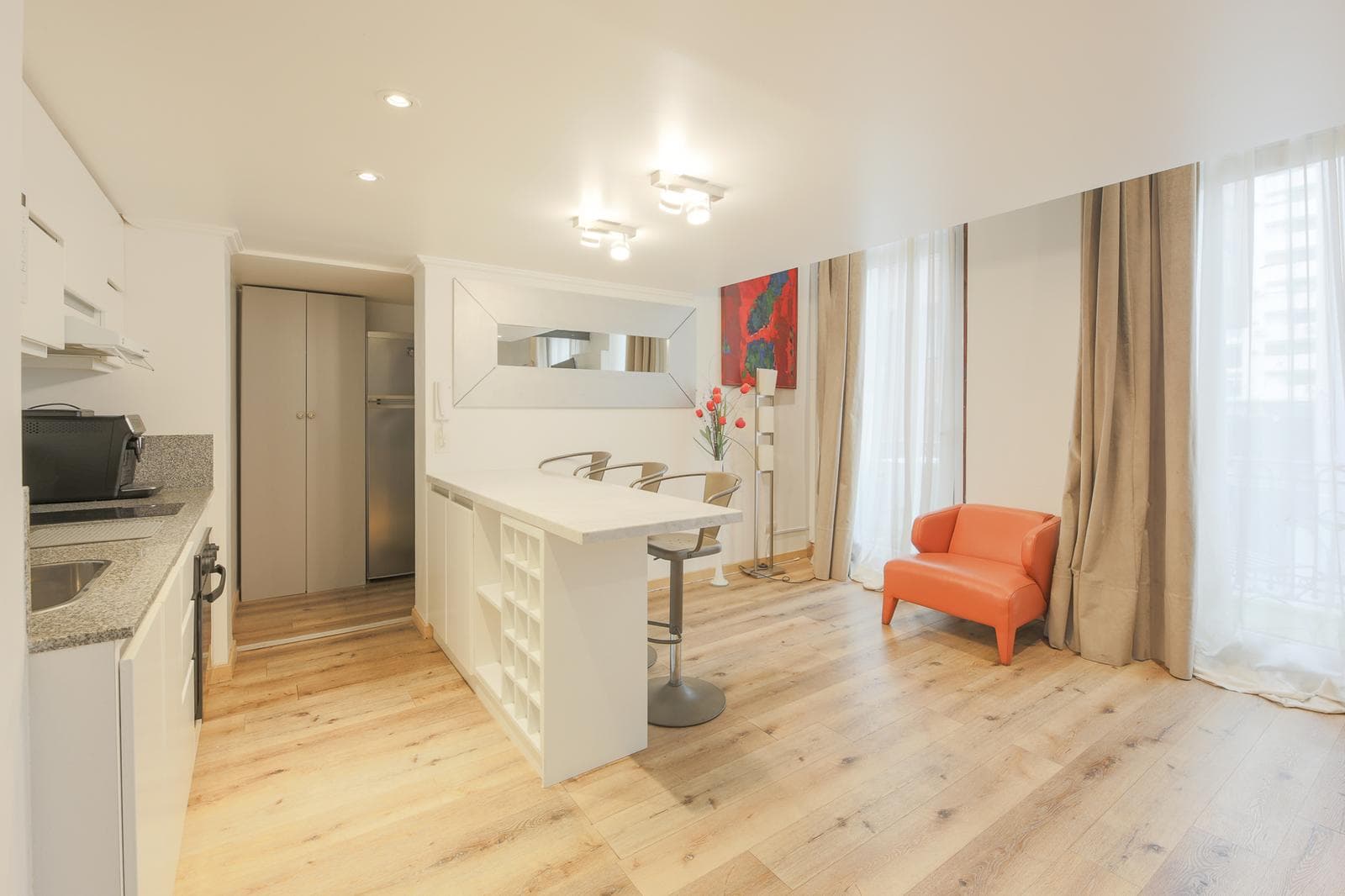 Apartment in Montserrat