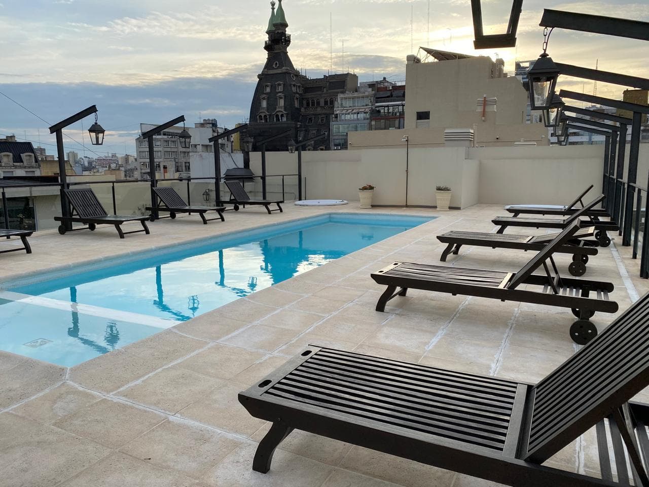 Apartment in Montserrat