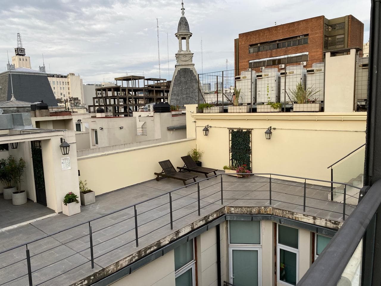 Apartment in Montserrat