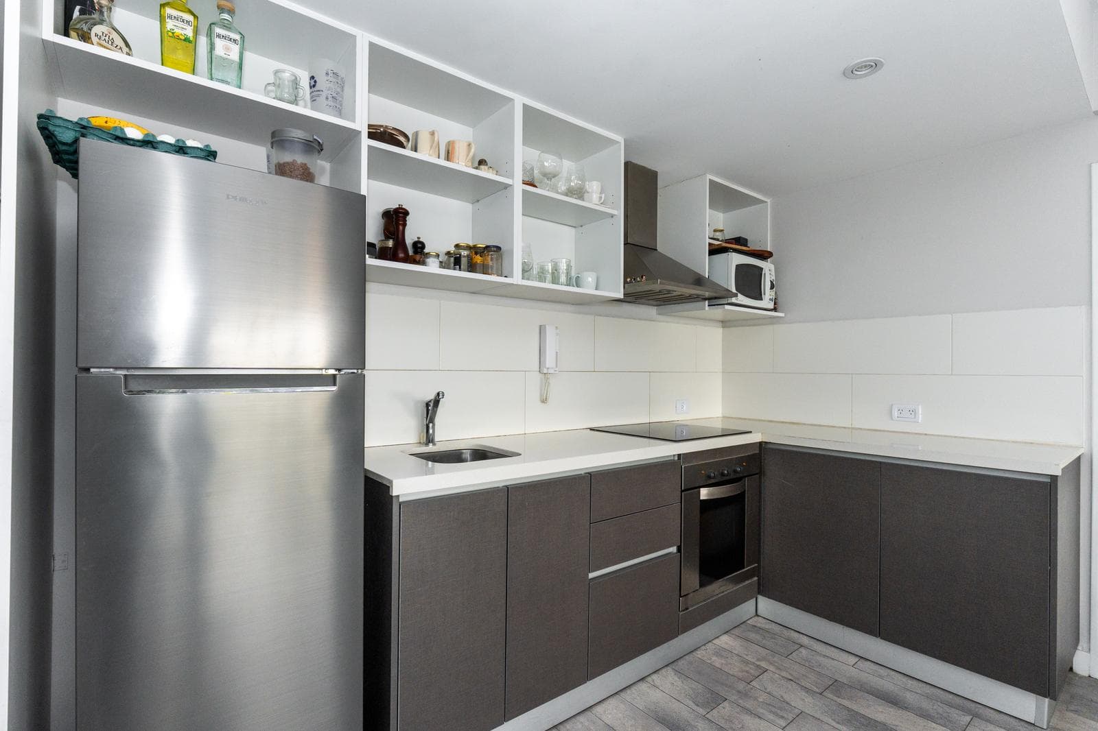 2-Room Apartment for Sale with Full Amenities in San Telmo