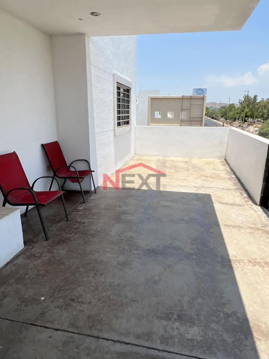 BUILDING FOR SALE IN THE VALLE ESCONDIDO NEIGHBORHOOD IN HERMOSILLO, SONORA.