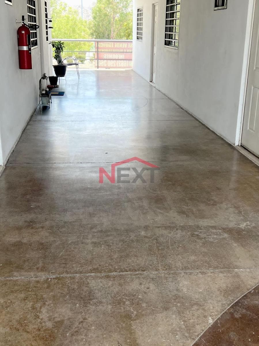 BUILDING FOR SALE IN THE VALLE ESCONDIDO NEIGHBORHOOD IN HERMOSILLO, SONORA.