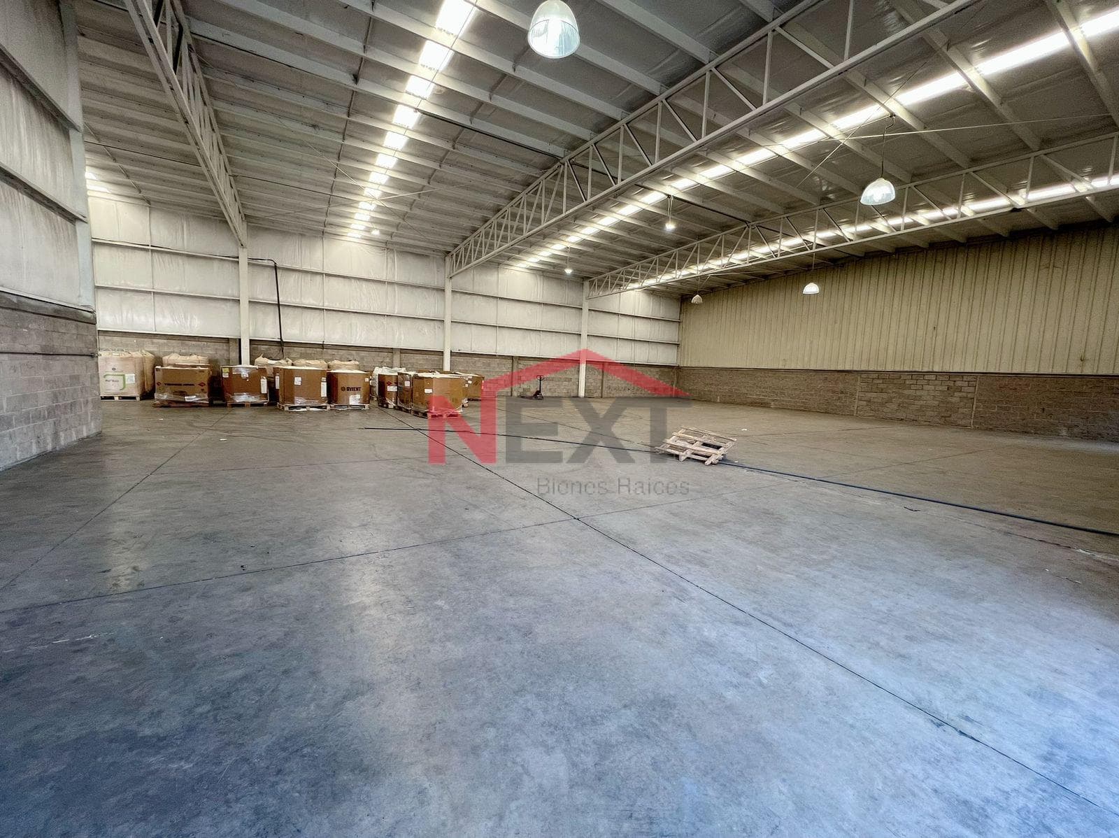Warehouse for Rent on the Road to Nogales