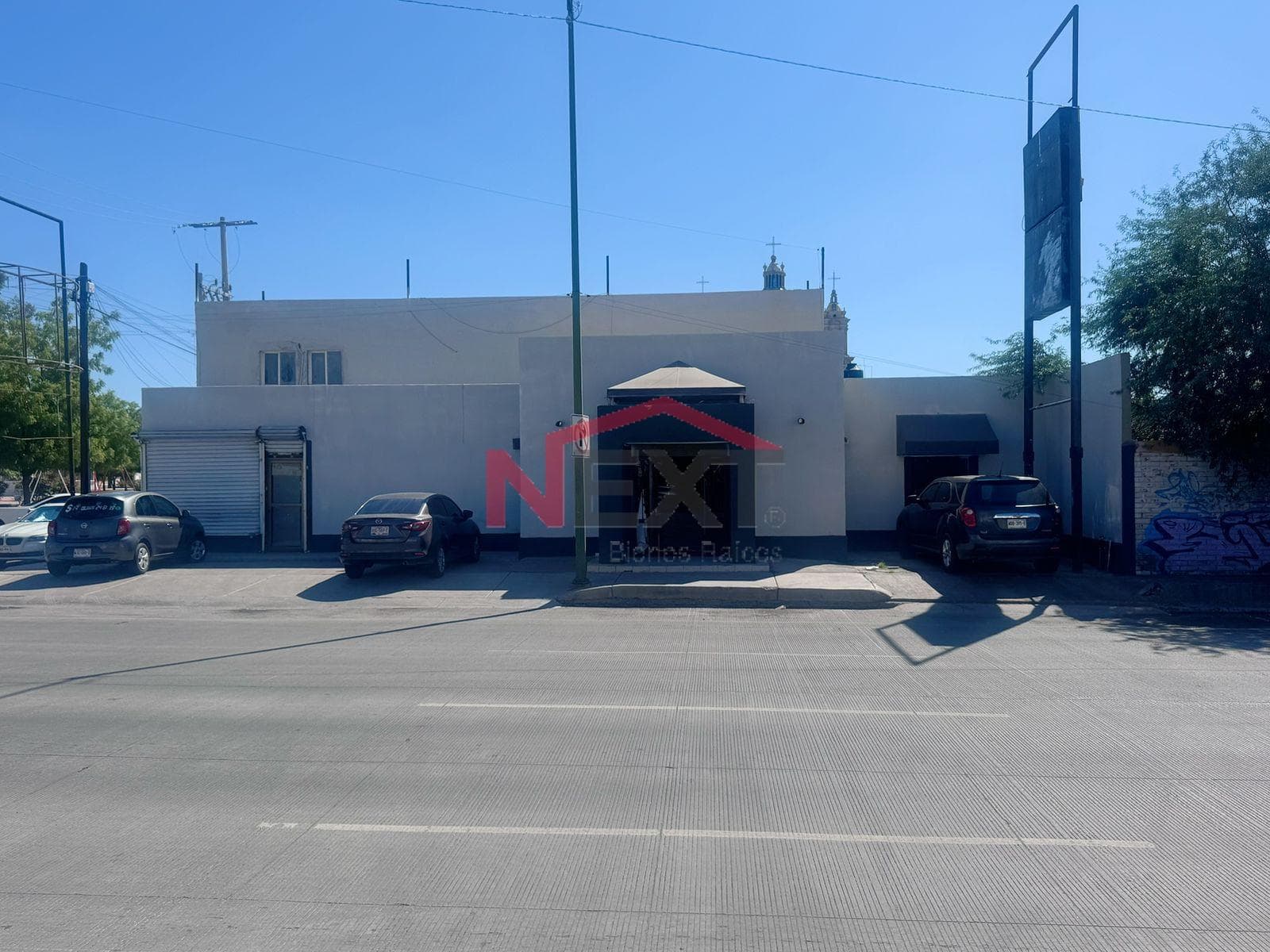 OFFICE FOR RENT IN THE SAN BENITO NEIGHBORHOOD