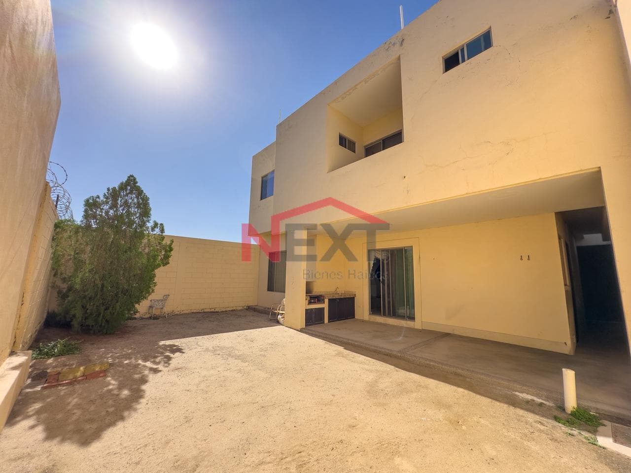 HOUSE FOR SALE IN LA PALOMA RESIDENCIAL