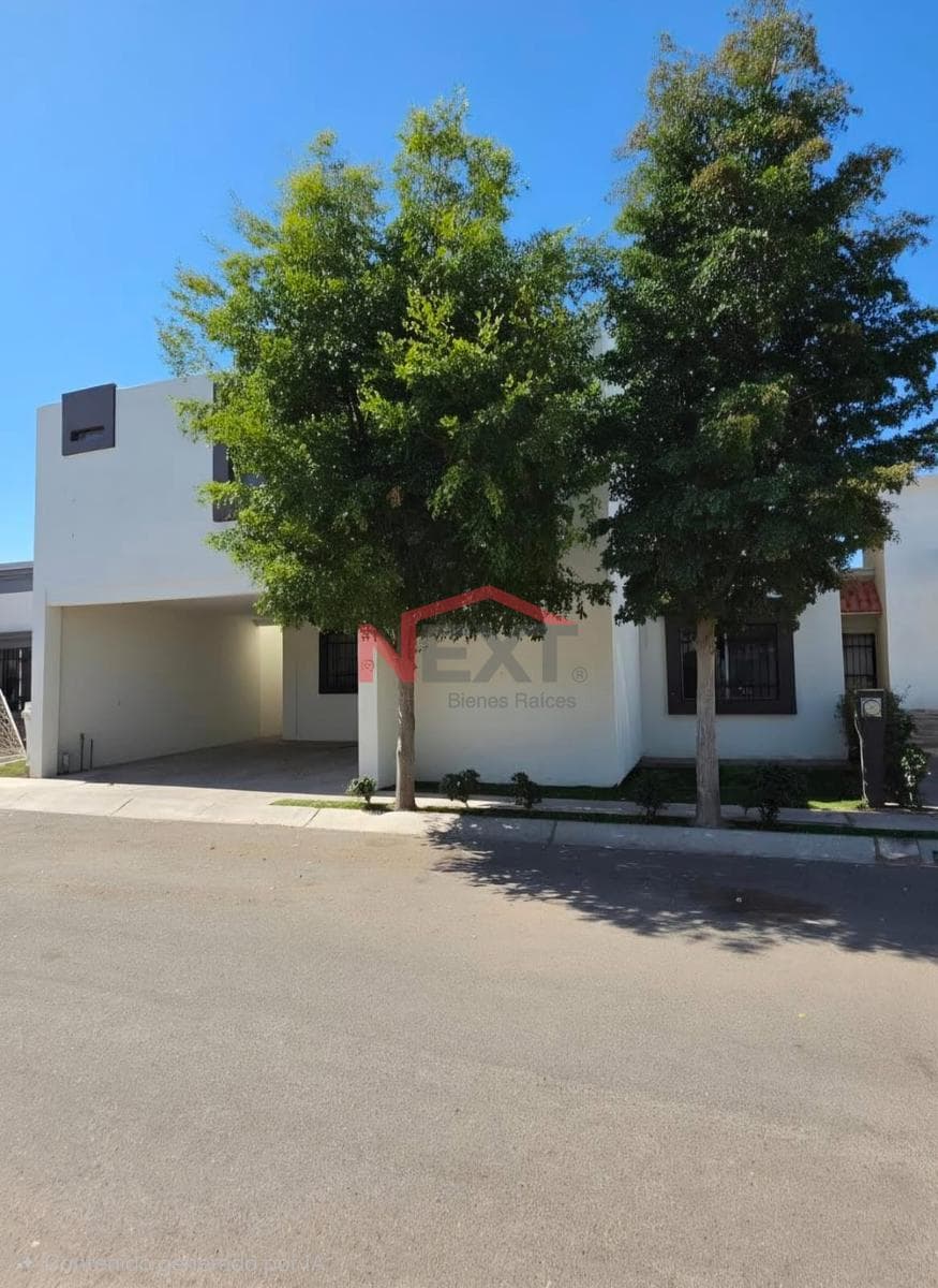 HOUSE FOR SALE IN THE CORCELES NEIGHBORHOOD
