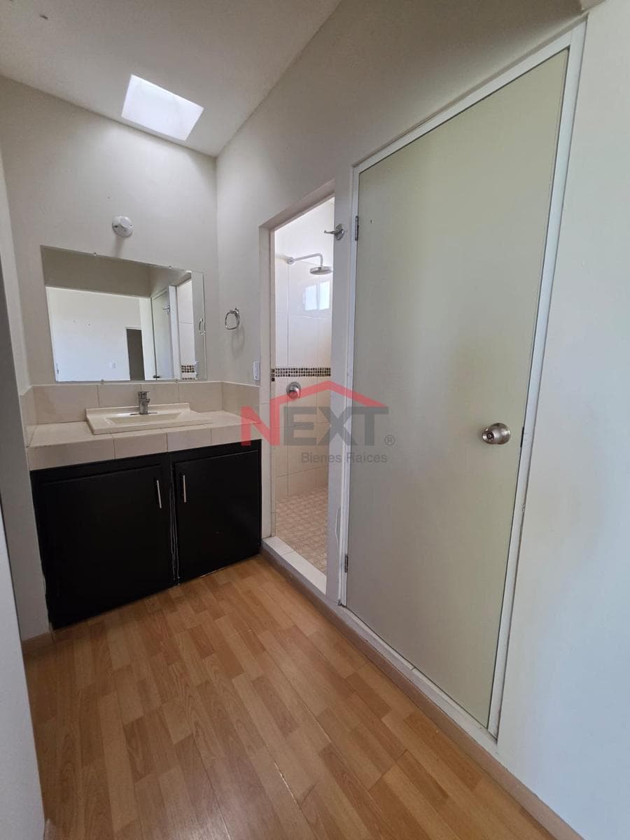 HOUSE FOR SALE IN THE CORCELES NEIGHBORHOOD