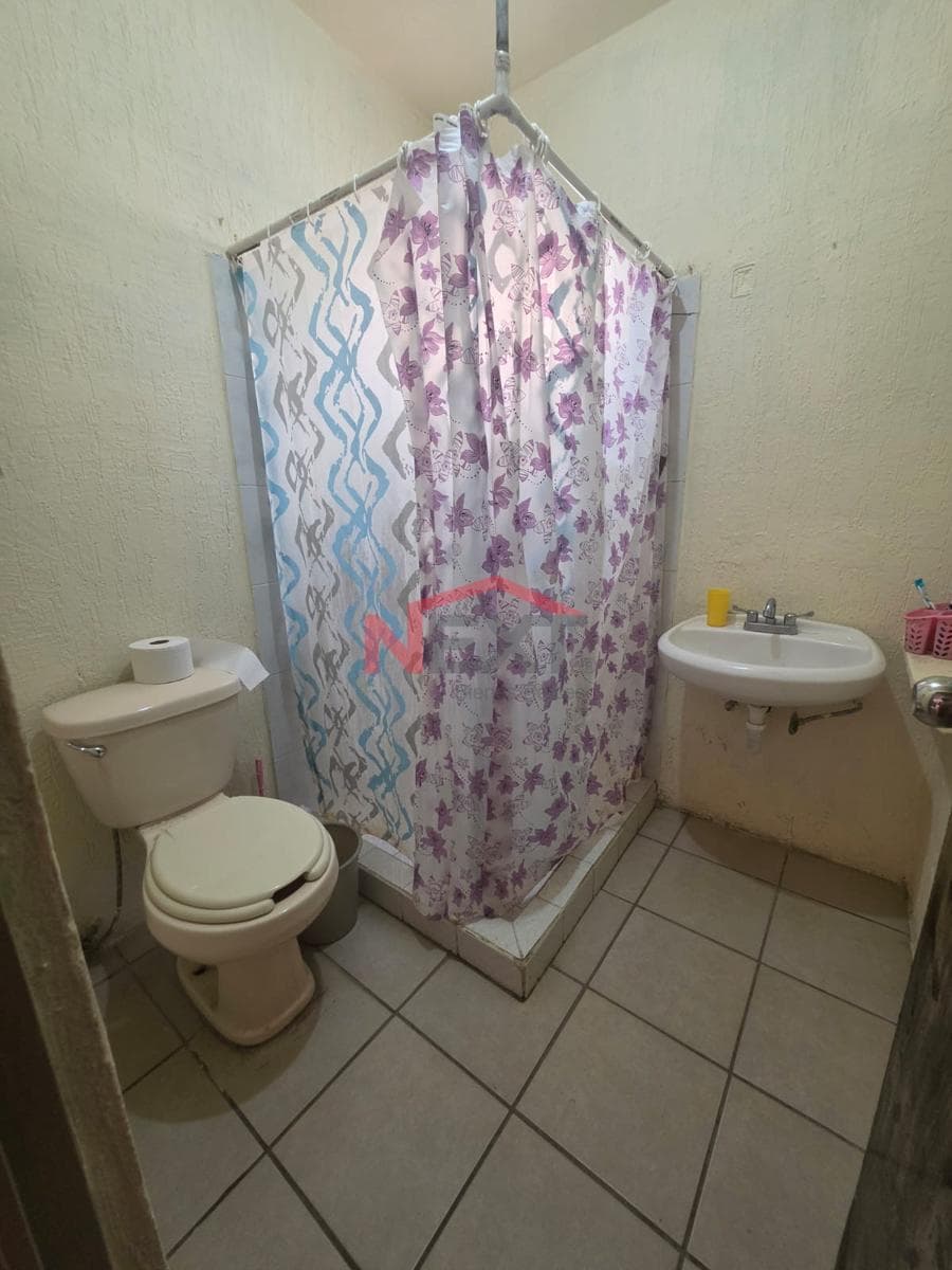 HOUSE FOR SALE IN PRIVADAS DEL BOSQUE