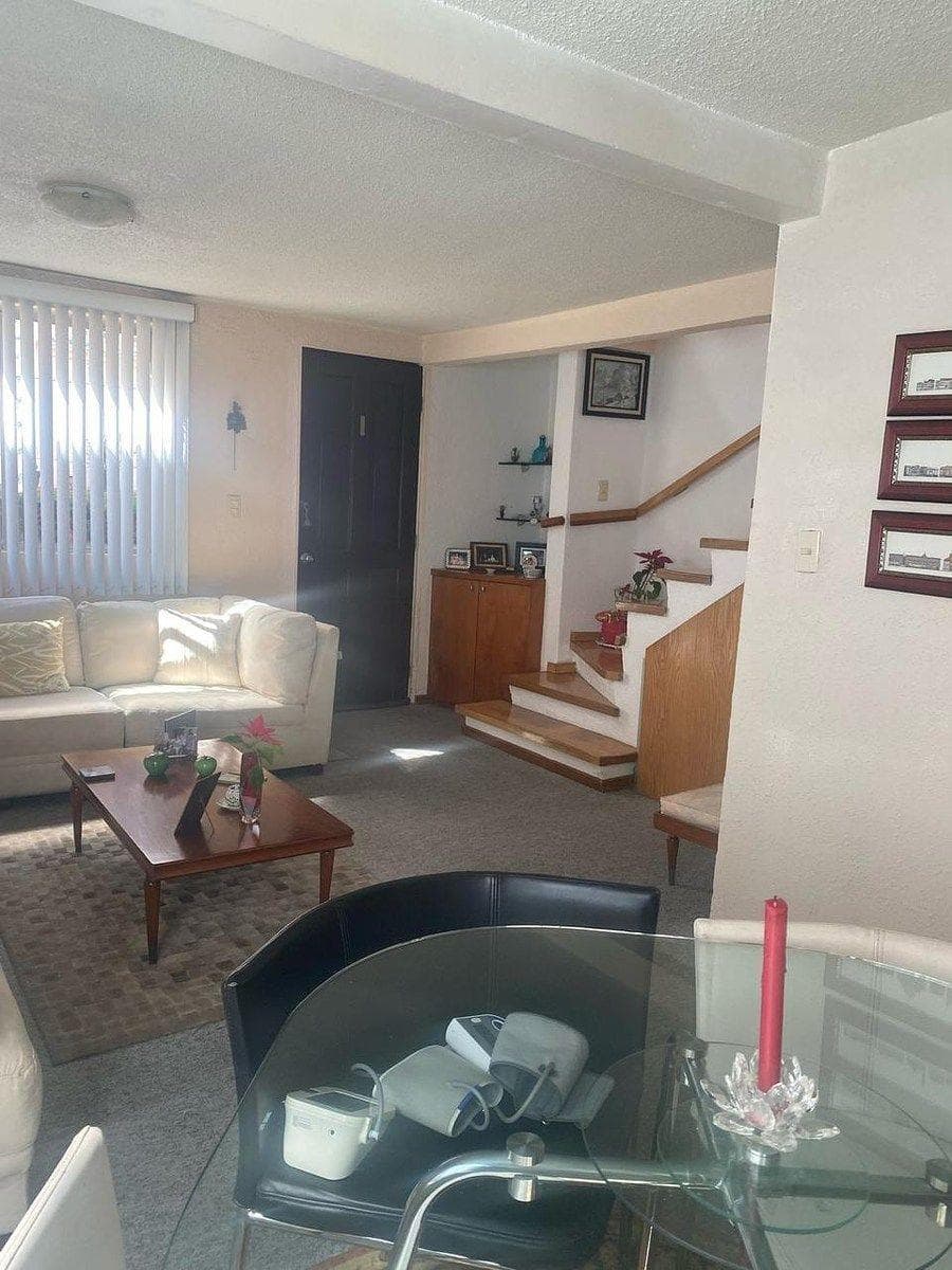 House for Sale in Cuajimalpa in a Subdivision with a TV Area and Full Bathroom