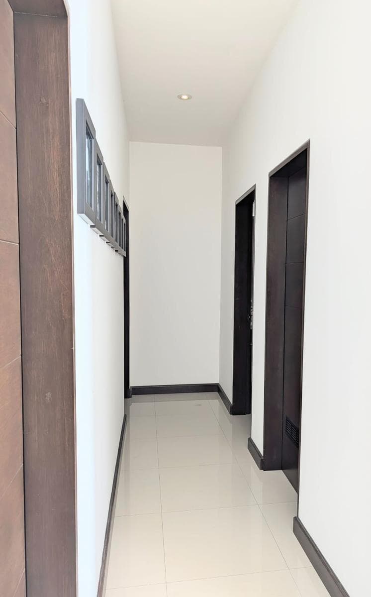 ESPECTACULAR RESIDENCIA DE LUJO EN VENTA – CAROLCO RESIDENCIAL, PRIMER SECTOR