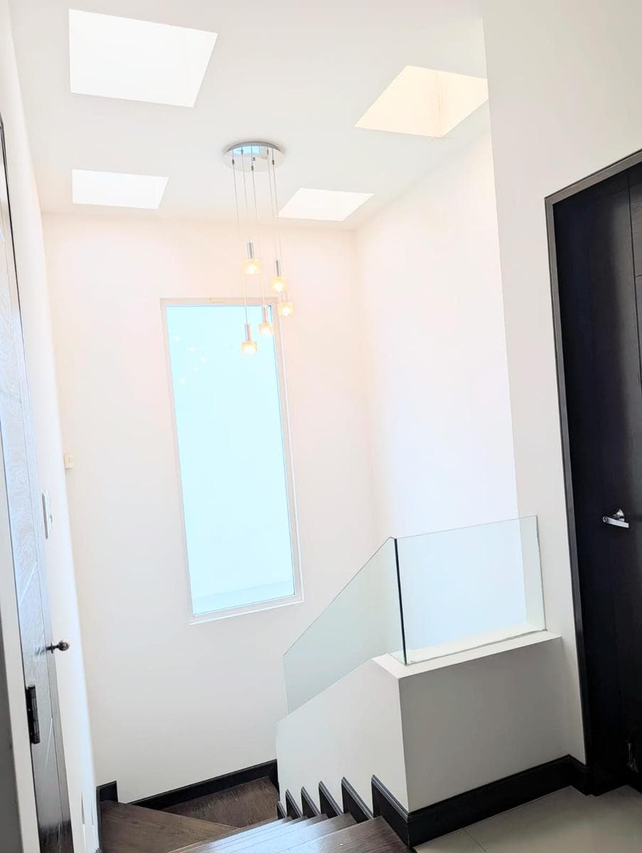 ESPECTACULAR RESIDENCIA DE LUJO EN VENTA – CAROLCO RESIDENCIAL, PRIMER SECTOR