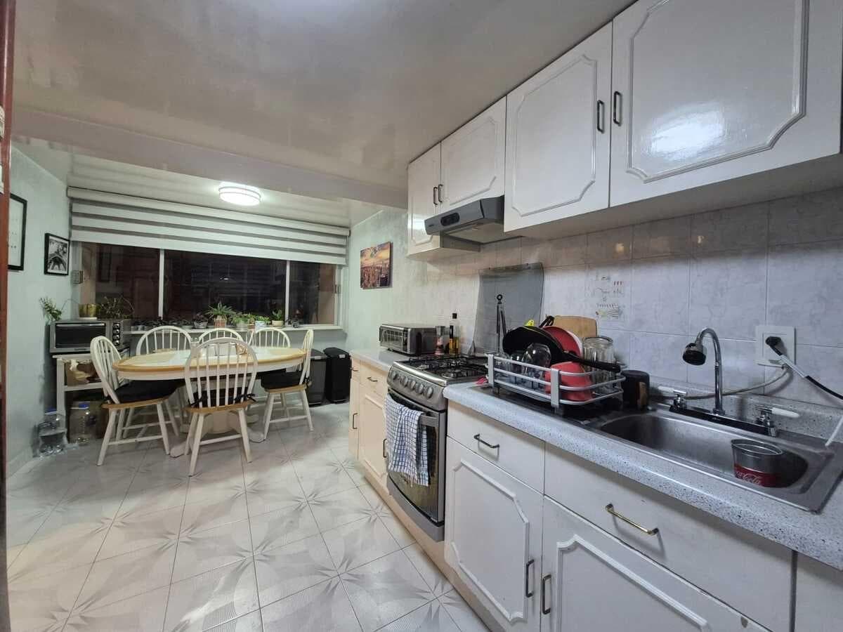 Condominium Unit for Sale in Portales Sur with a Roof Garden and Fully Remodeled