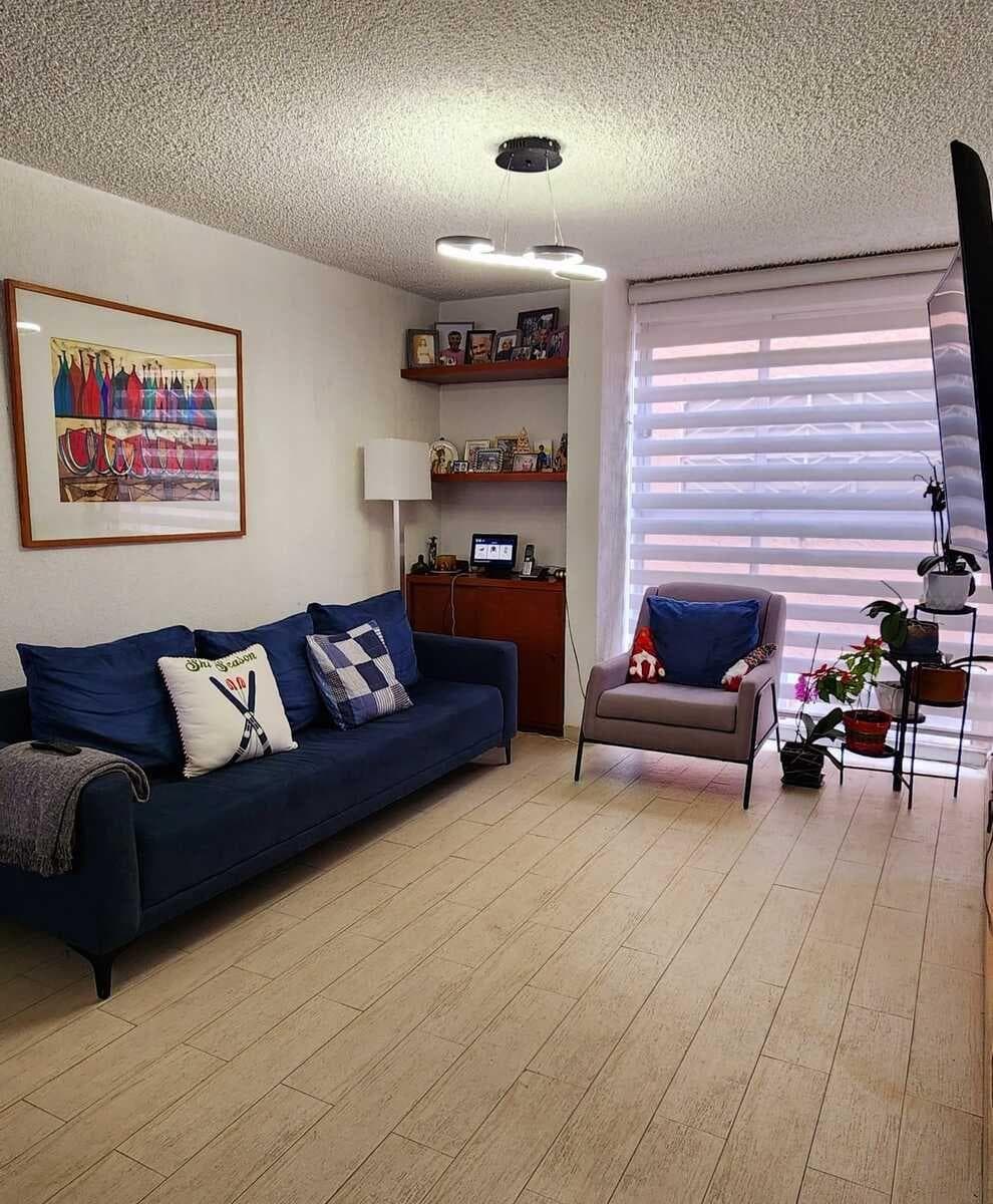Condominium Unit for Sale in Portales Sur with a Roof Garden and Fully Remodeled