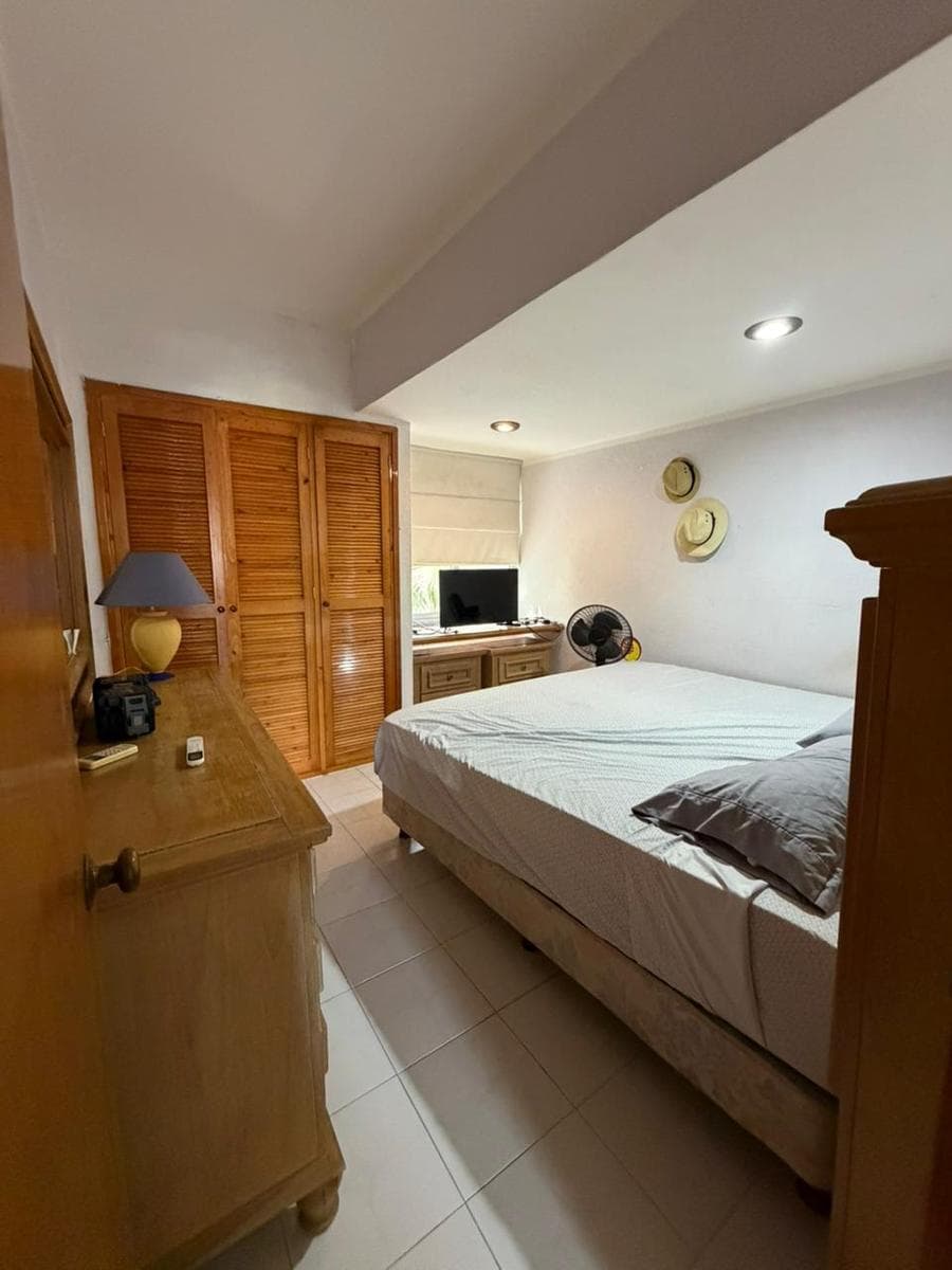 Apartment for Sale on Lluvia Street