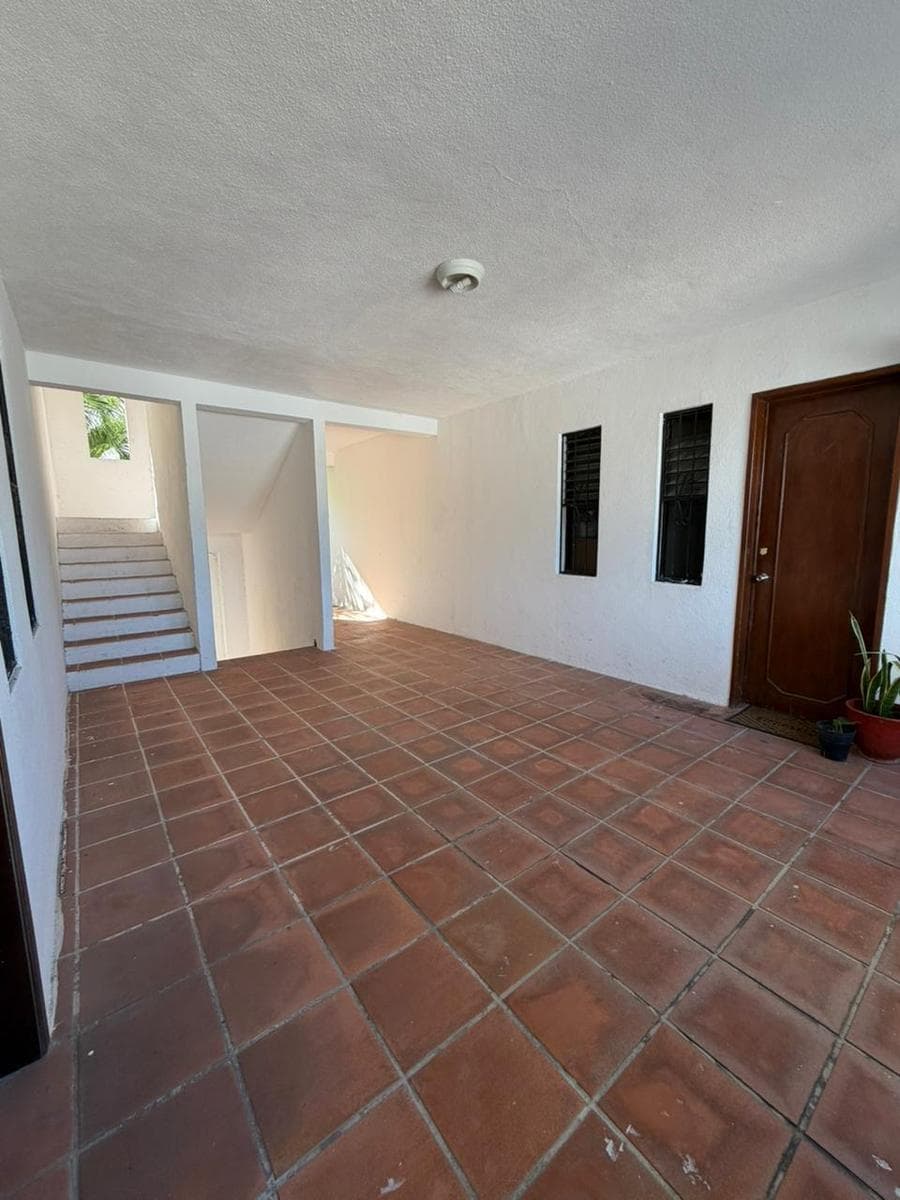 Apartment for Sale on Lluvia Street