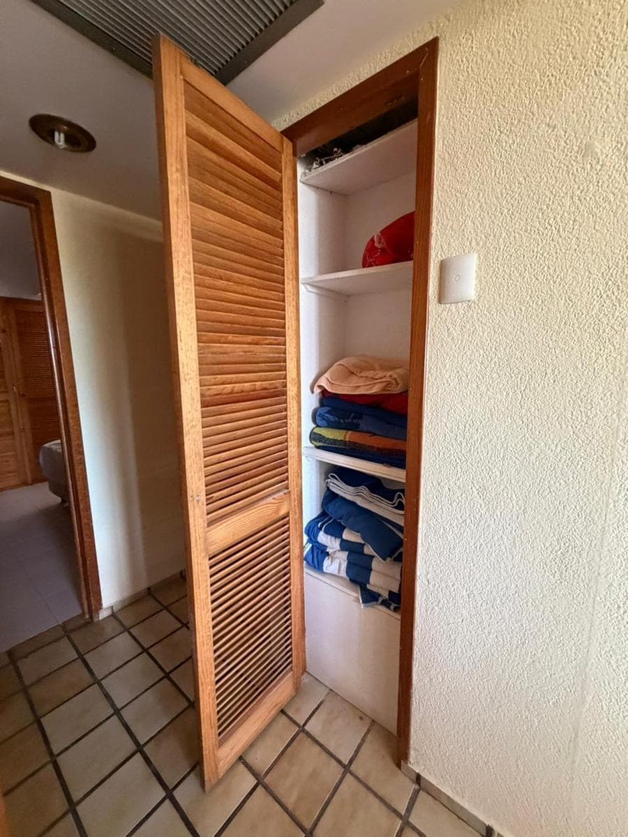 Apartment for Sale on Lluvia Street