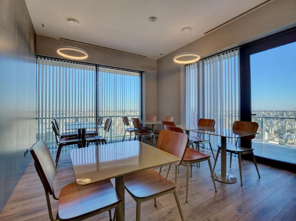3-Room Apartment for Rent in Puerto Madero, Fully Furnished with Parking Space in the Quartier del Bajo Neighborhood