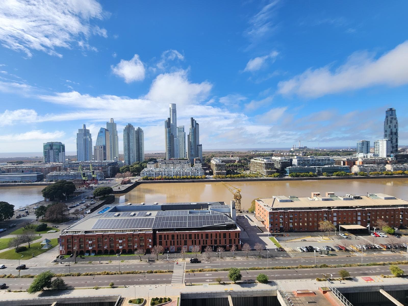 3-Room Apartment for Rent in Puerto Madero, Fully Furnished with Parking Space in the Quartier del Bajo Neighborhood