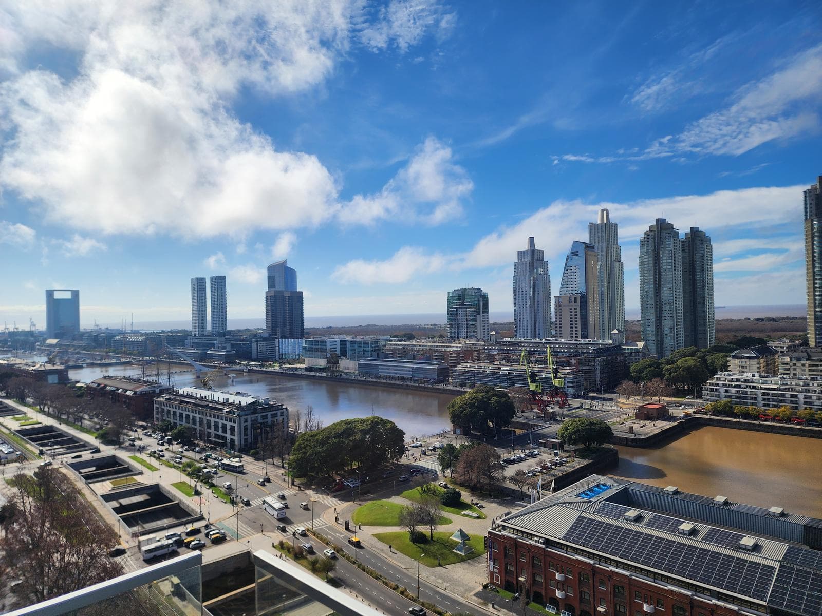 3-Room Apartment for Rent in Puerto Madero, Fully Furnished with Parking Space in the Quartier del Bajo Neighborhood