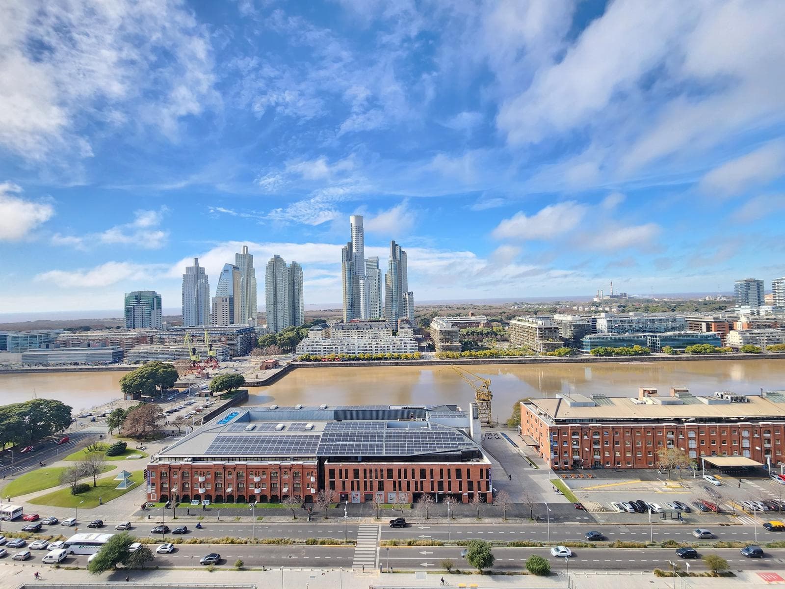 3-Room Apartment for Rent in Puerto Madero, Fully Furnished with Parking Space in the Quartier del Bajo Neighborhood