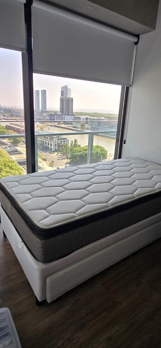 3-Room Apartment for Sale in Puerto Madero, Fully Furnished with Parking Space, 21st Floor, Quartier del Bajo