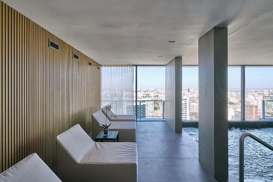 3-Room Apartment for Sale in Puerto Madero, Fully Furnished with Parking Space, 21st Floor, Quartier del Bajo