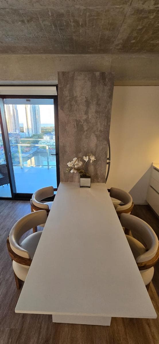 3-Room Apartment for Sale in Puerto Madero, Fully Furnished with Parking Space, 21st Floor, Quartier del Bajo